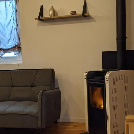 Au Rez-de-chaussée Style Industriel Dans Quartier Calme *