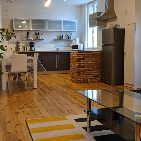 Au Rez-de-chaussee Style Industriel Dans Quartier Calme Appartement