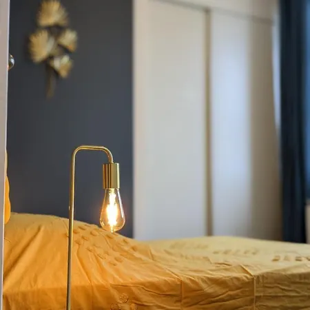 Au Rez-de-chaussée Style Industriel Dans Quartier Calme Appartement